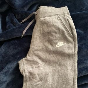 Grey Nike Sweatpants/Joggers!